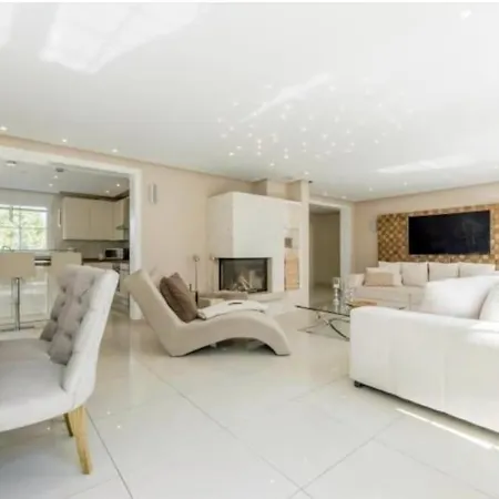 Private House Villa